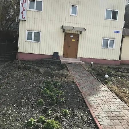 Готель На Протасів Яр 3 宾馆 *